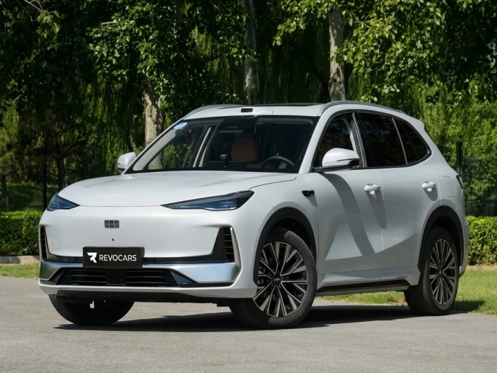 Новый Geely EX5 2027: что изменилось по сравнению с Galaxy E5 2026
