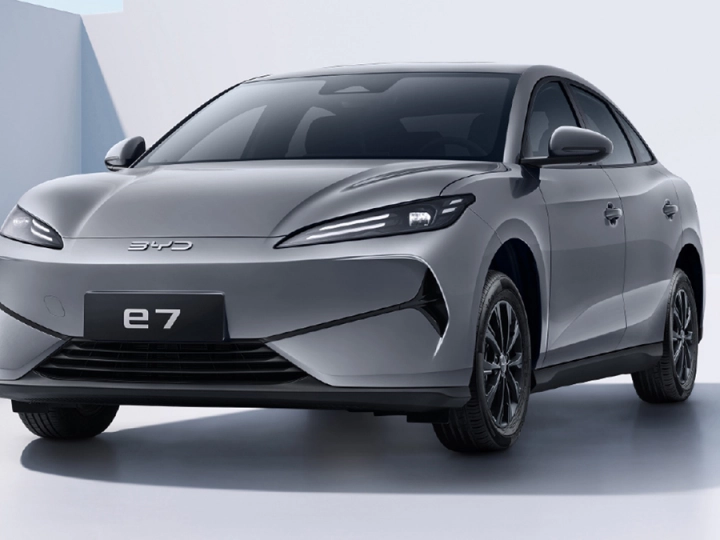 BYD E7: Доступный электромобиль