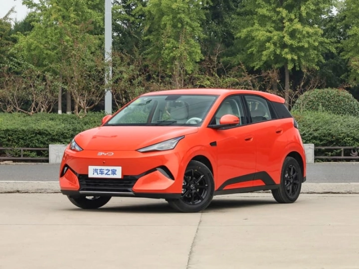 Новый BYD Seagull 2027: второе поколение длиннее на 425 мм и с задним приводом
