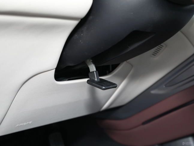 BYD Seal 07 DM-i 2025