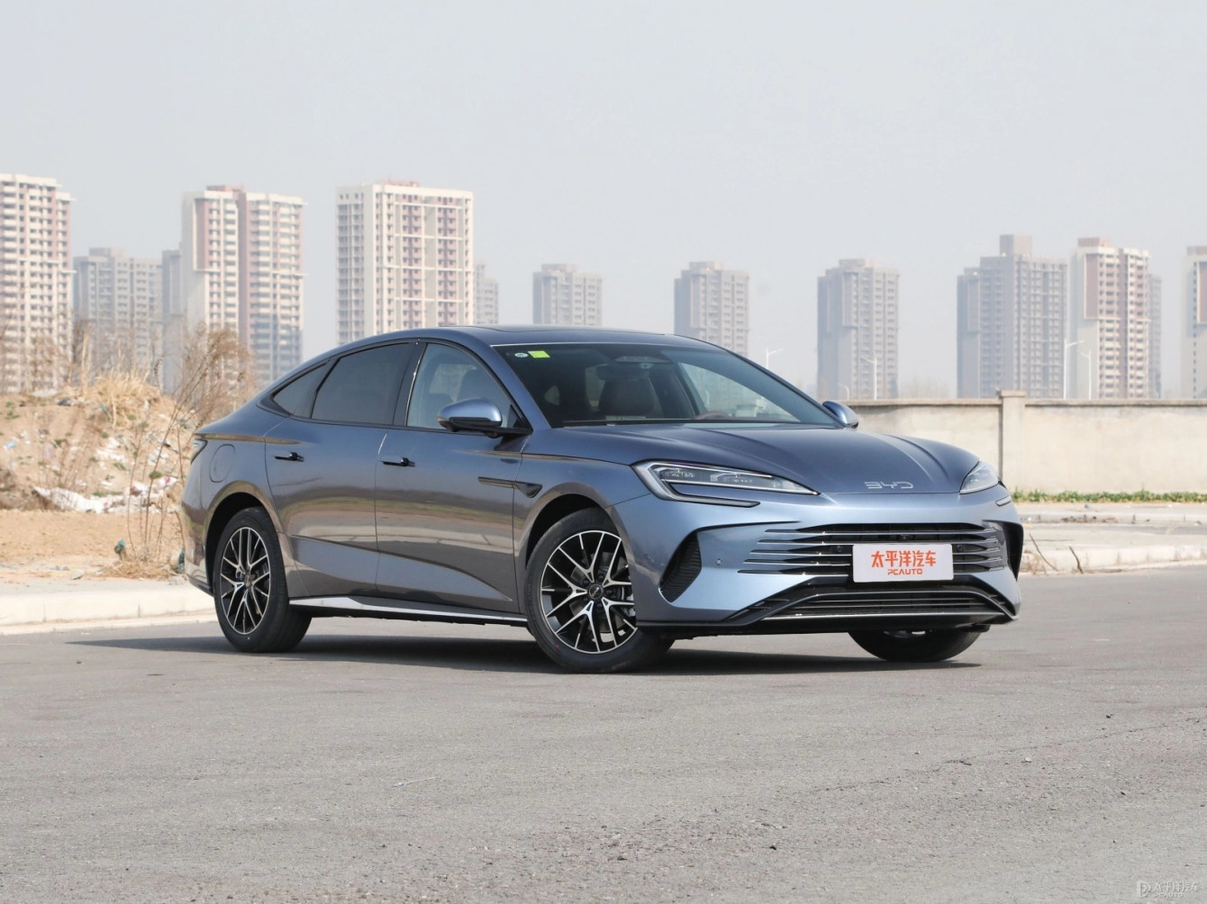 BYD Seal 07 DM-i 2025