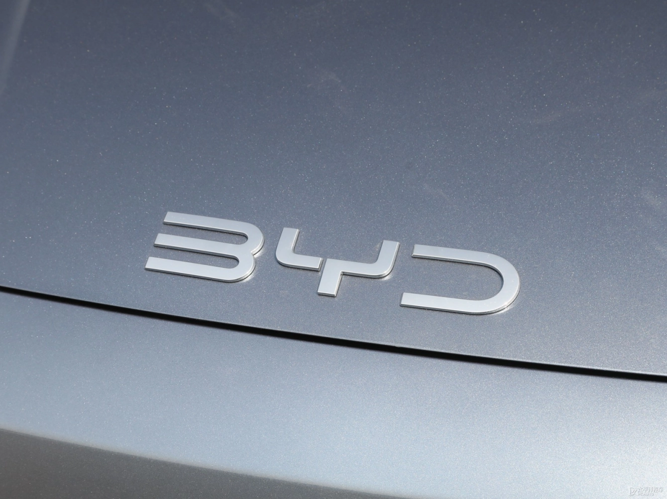BYD Seal 07 DM-i 2025