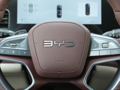 BYD Seal 07 DM-i 2025
