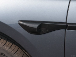 BYD Seal 07 DM-i 2025
