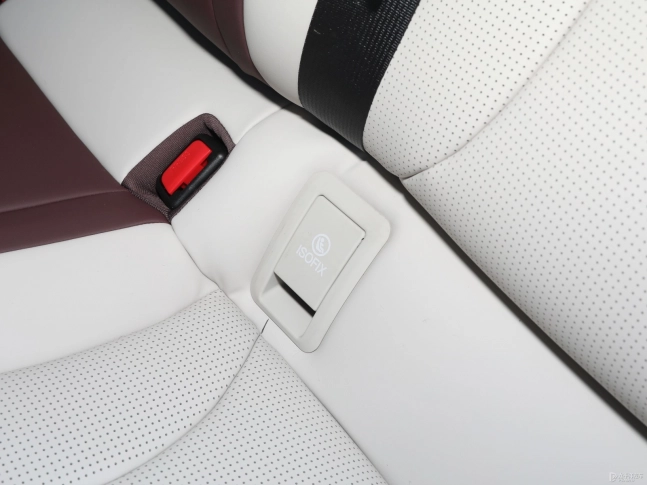 BYD Seal 07 DM-i 2025