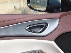 BYD Seal 07 DM-i 2025