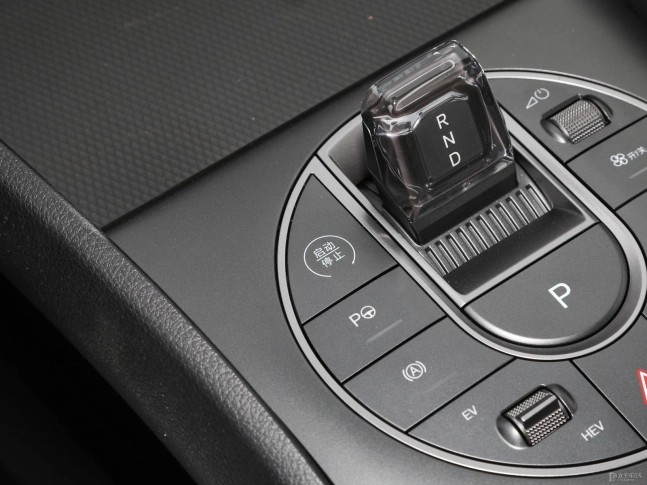 BYD Seal 05 DM-i 2026