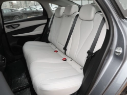 BYD Seal 05 DM-i 2026