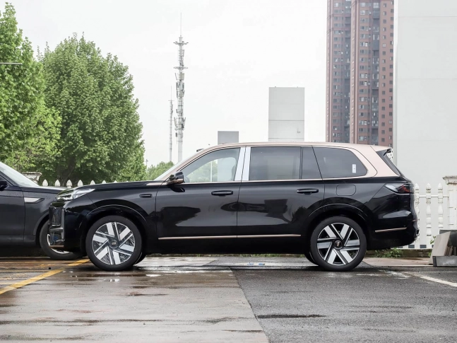 Geely Galaxy M9 2025