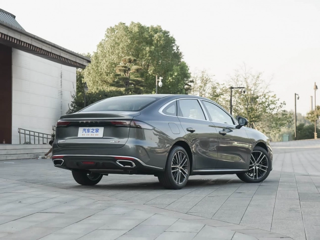 Geely Emgrand 5 Gen 2026