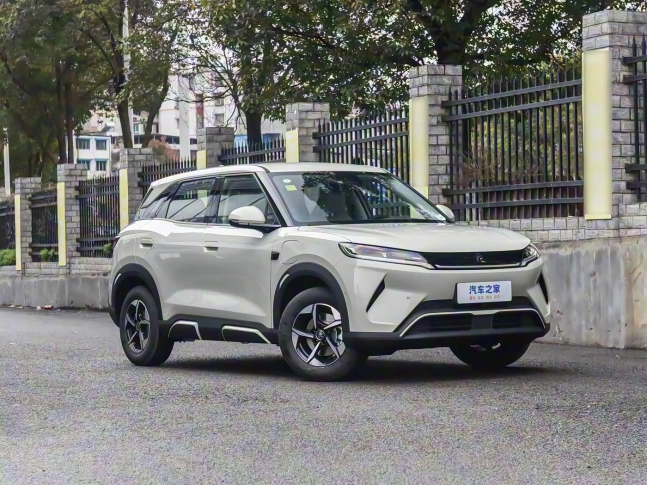 BYD Yuan UP EV 2025