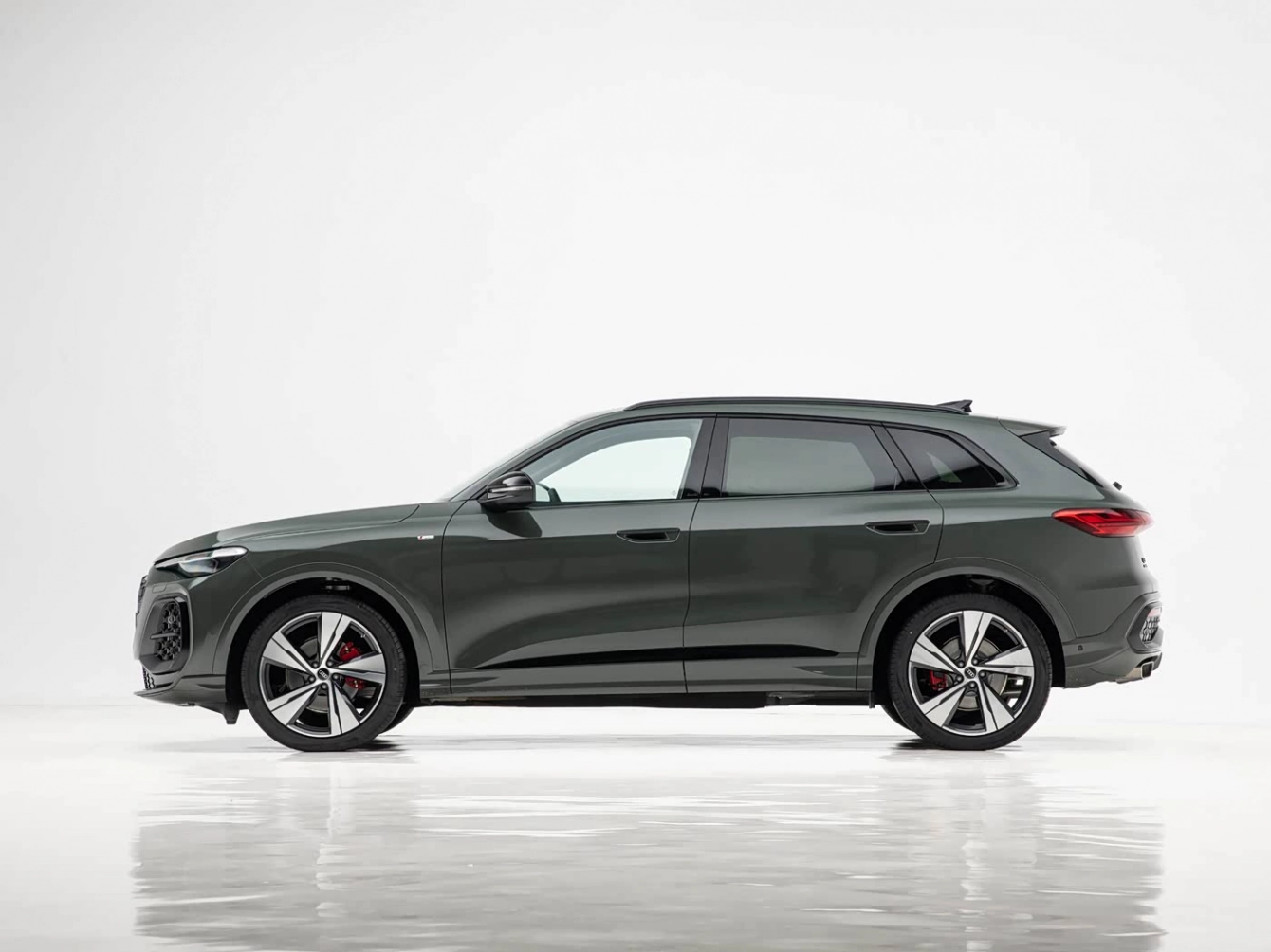AUDI Q5L 2026