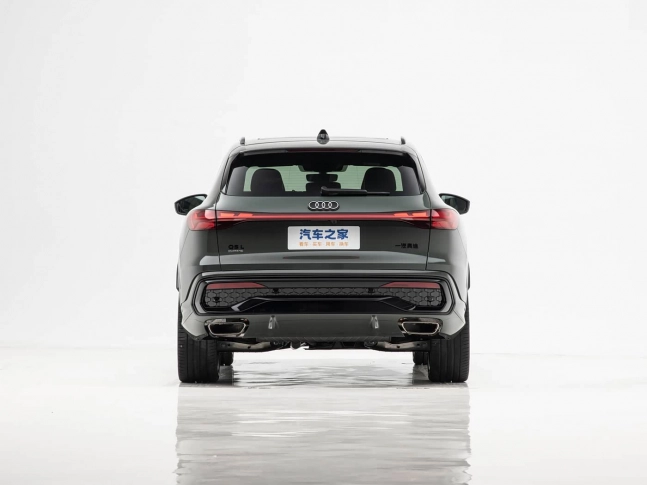 AUDI Q5L 2026