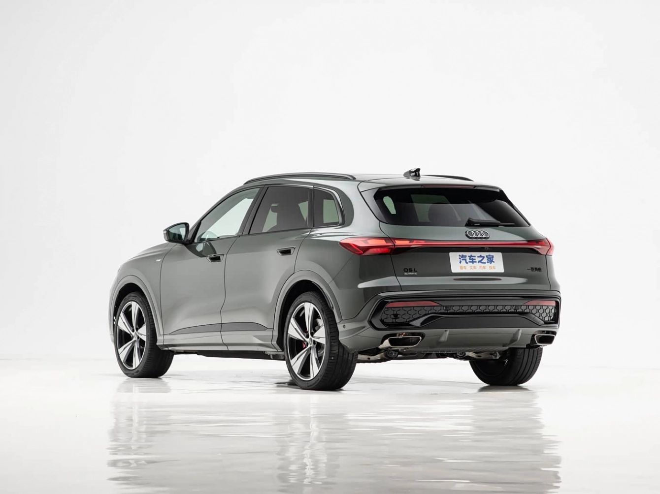 AUDI Q5L 2026