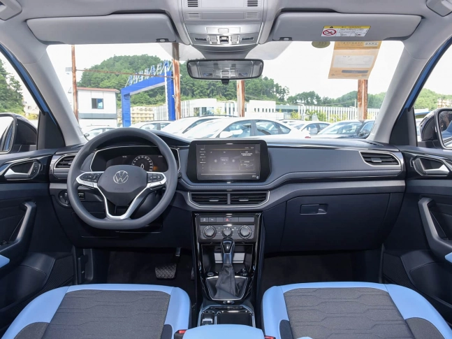 VOLKSWAGEN Tharu XR 2026