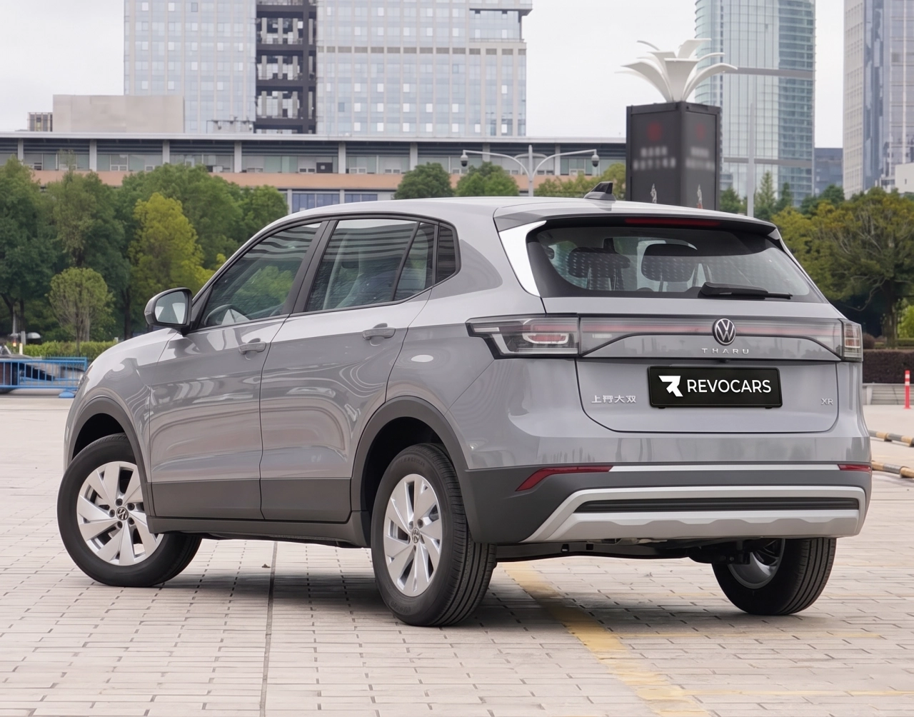 VOLKSWAGEN Tharu XR 2026