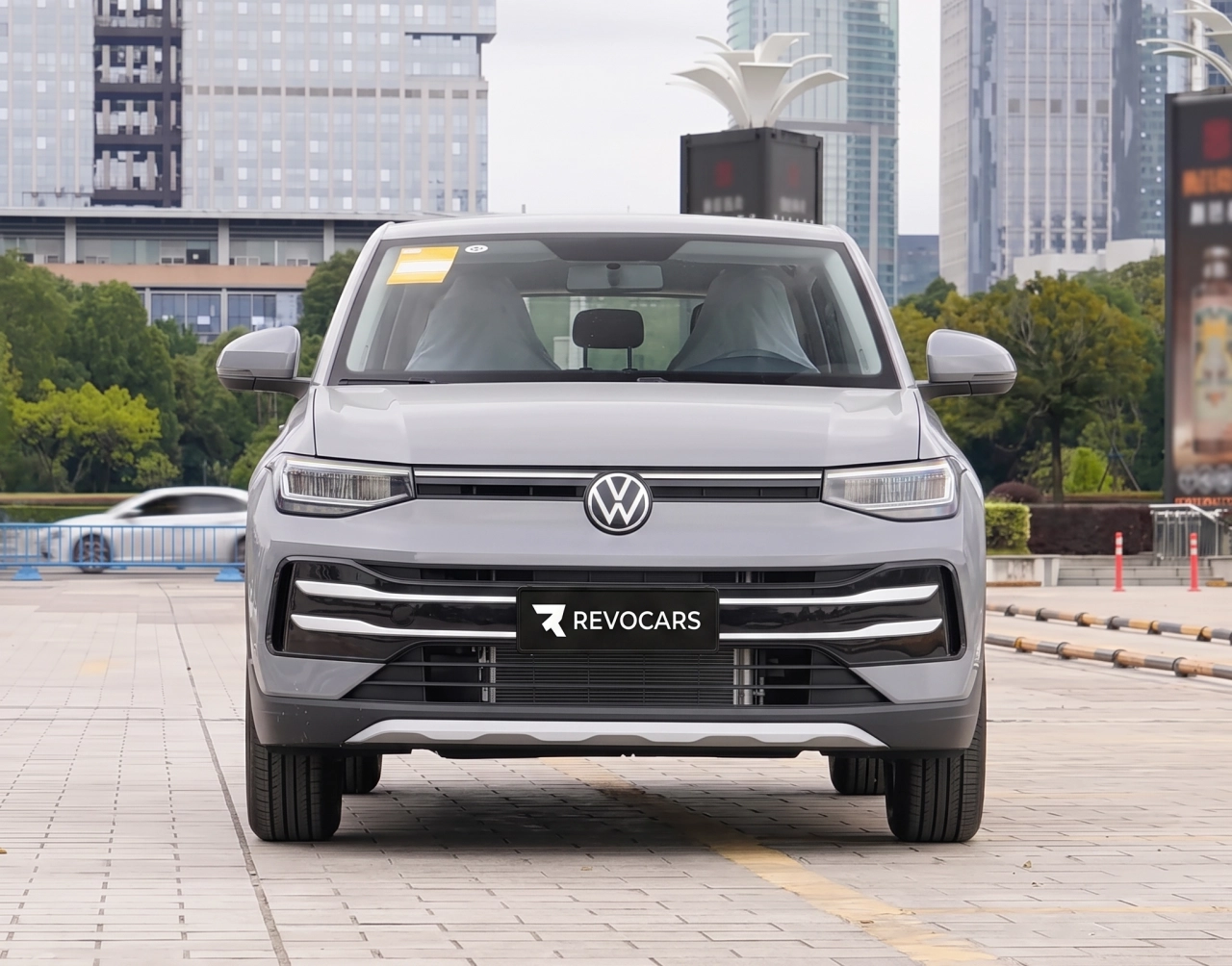 VOLKSWAGEN Tharu XR 2026