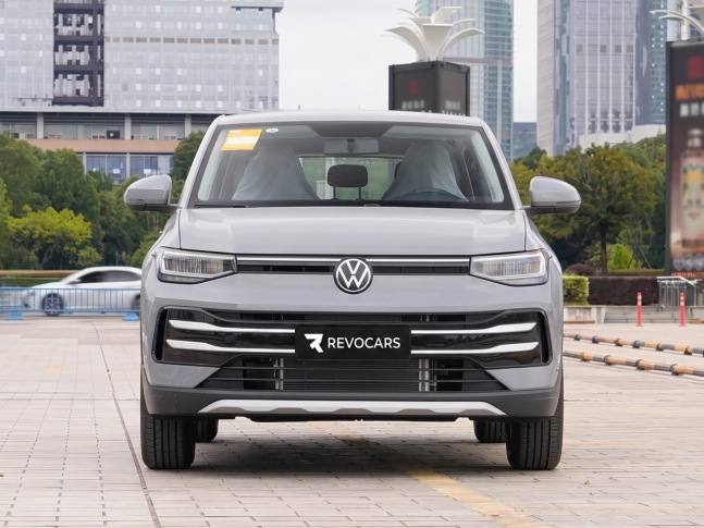 VOLKSWAGEN Tharu XR 2026