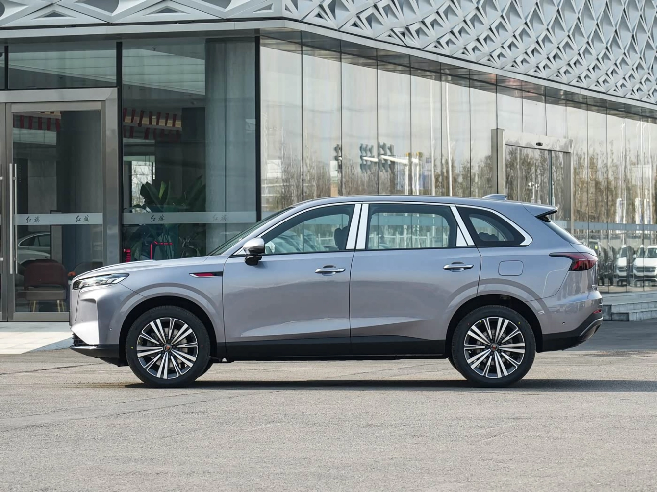 Hongqi HS6 2026