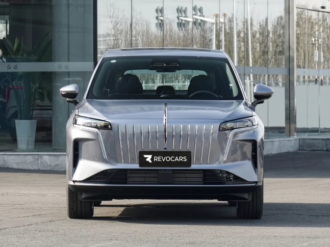 Hongqi HS6 2026