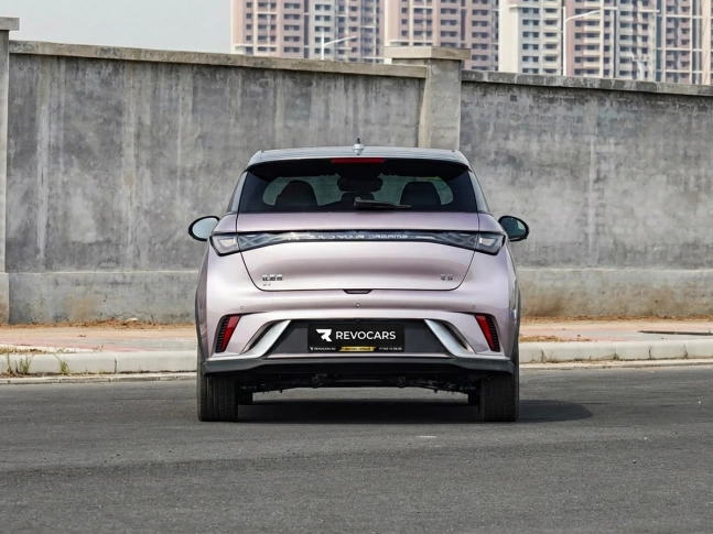 BYD Dolphin 2025