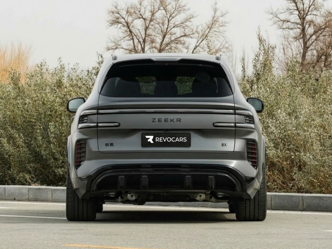 Zeekr 8X 2026