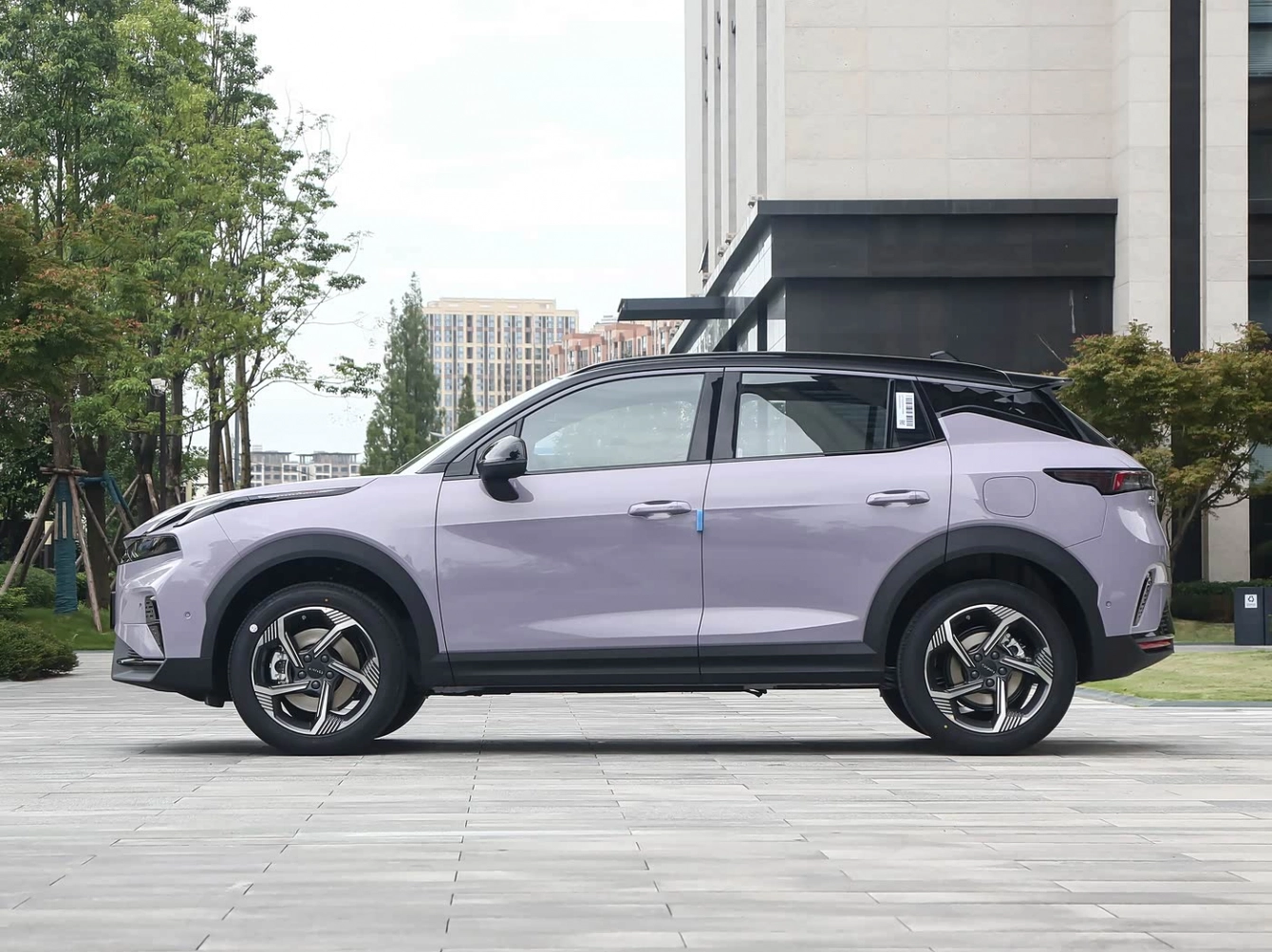 Lynk & Co 06 Relive 2026