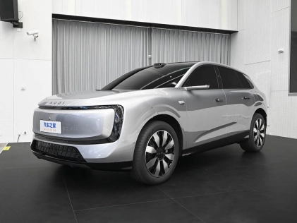 AUDI E7X RWD 100 кВт 2026