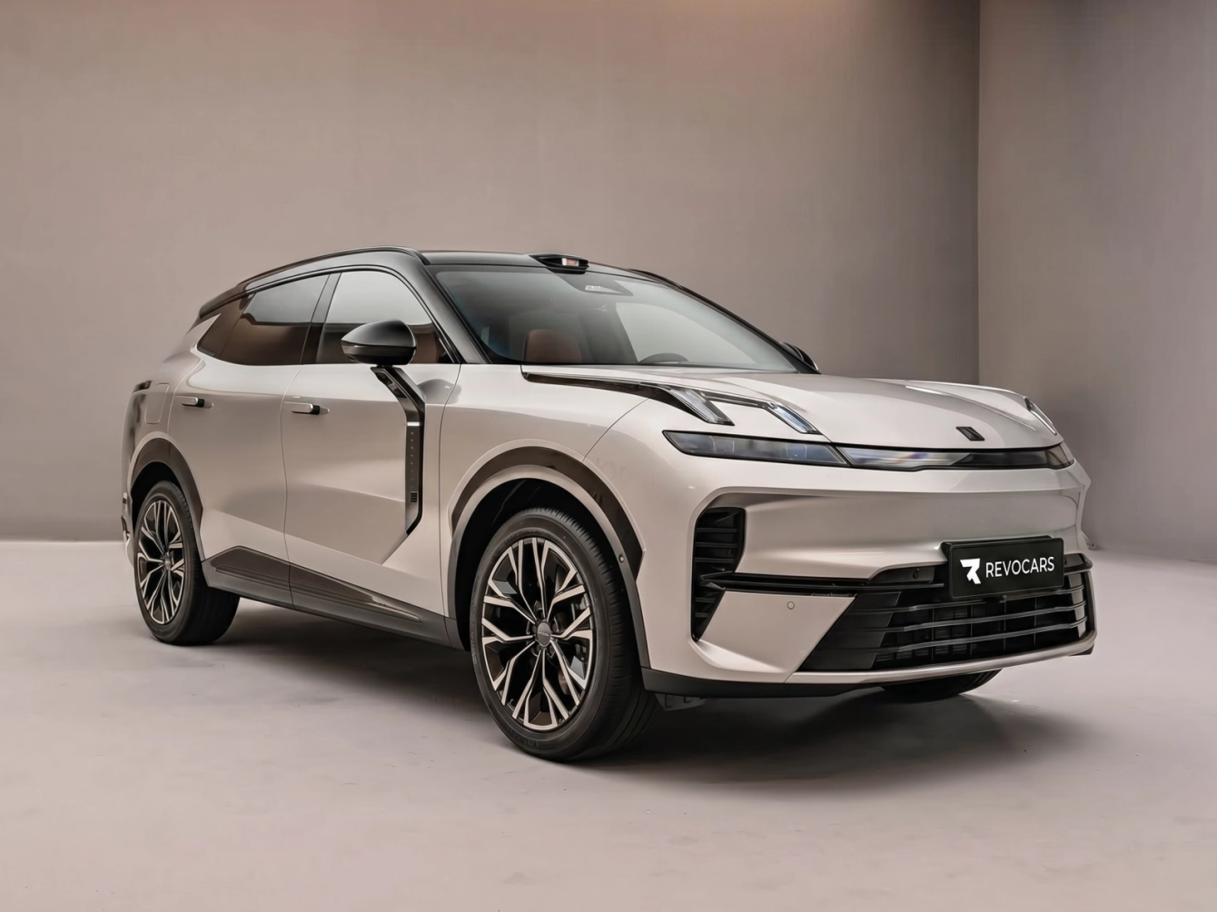 Lynk & Co 08 EM-P 2026 2026