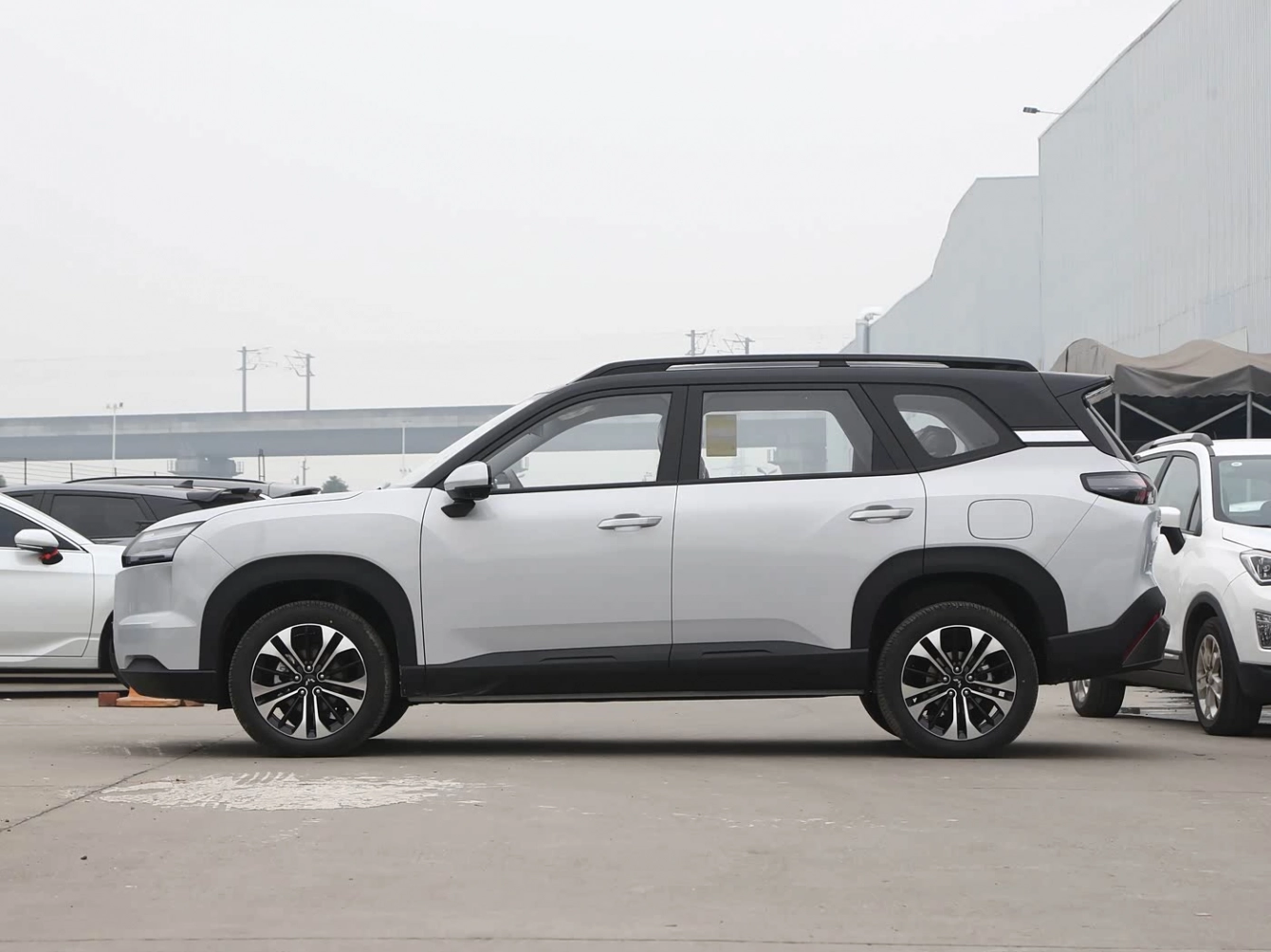 Wuling Starlight 560 EV 2026