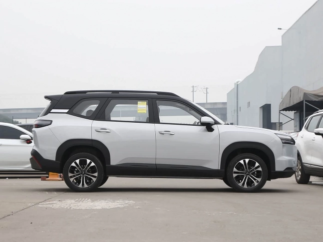 Wuling Starlight 560 EV 2026