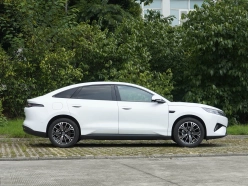 BYD Qin MAX 2026