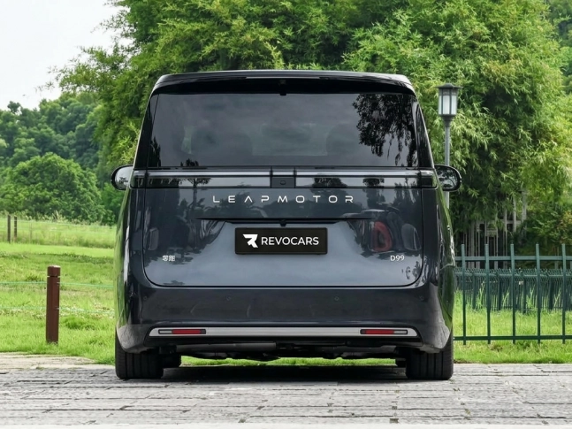 Leapmotor D99 2026