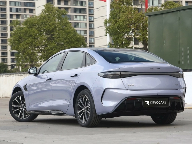 BYD Seal 2025