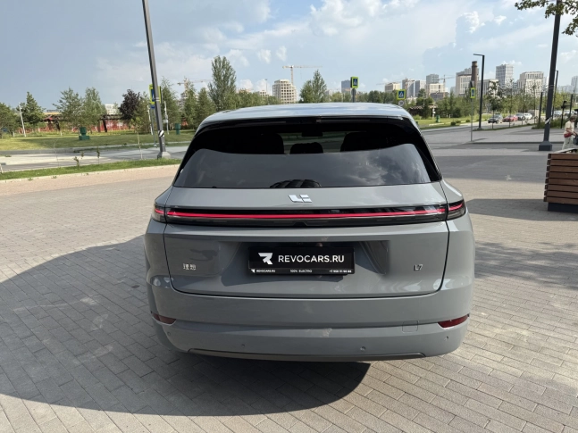 LiXiang L7 Рестайл 25 2025