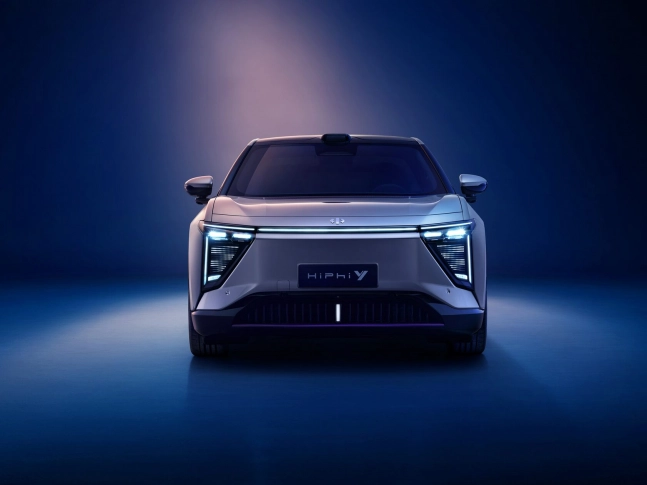 HiPhi Y 2025