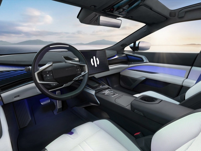 HiPhi Z 2025