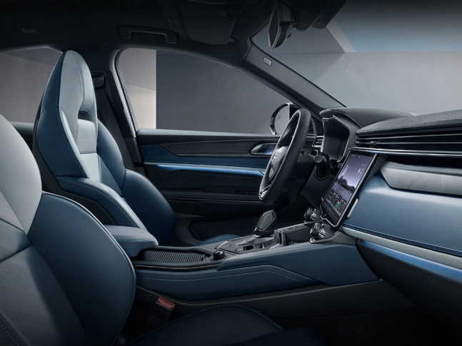 Lynk & Co 5 2025