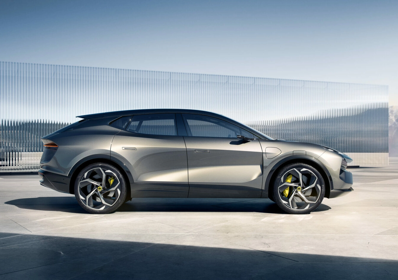 Lotus Eletre 2025