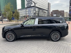 Lynk & Co 900 2025