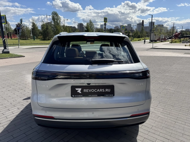 Geely Galaxy Starship 7 дорест 2025