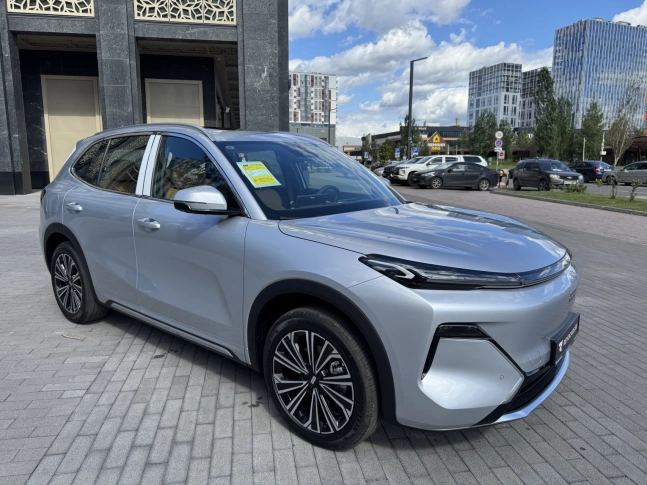 Geely Galaxy Starship 7 дорест 2025
