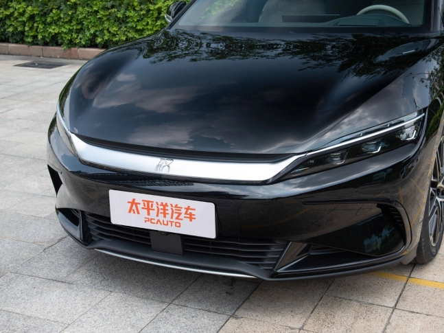 BYD HAN L EV 2025