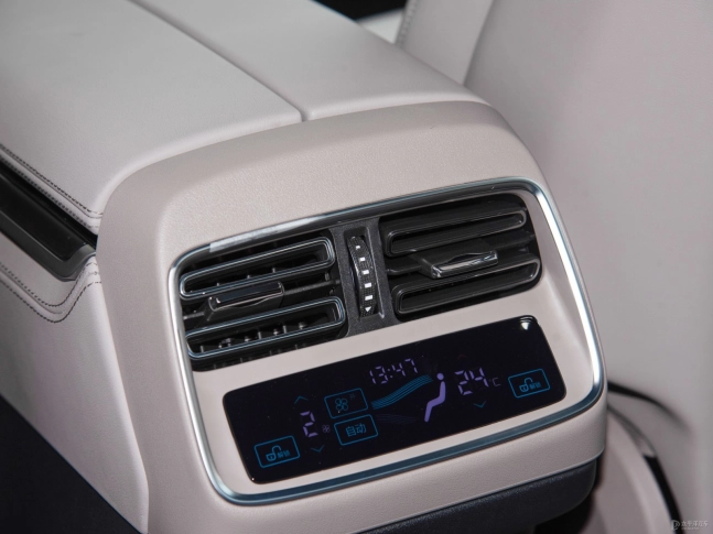 BYD HAN L EV 2025