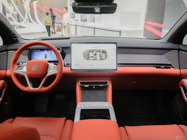 BYD Tang L 2026