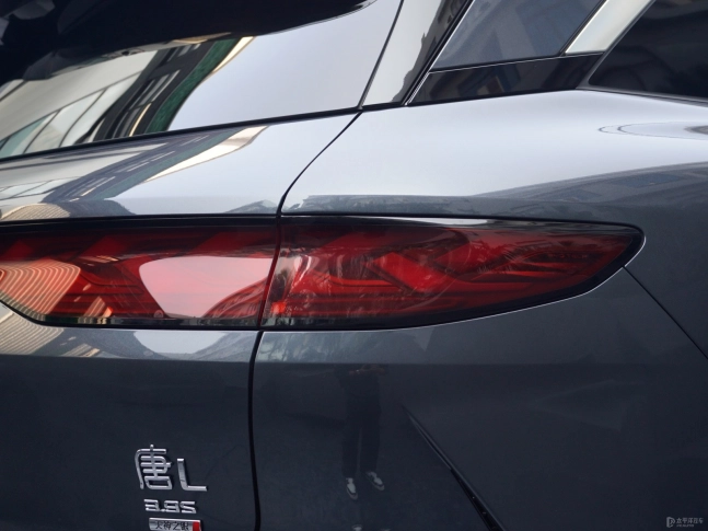 BYD Tang L 2026