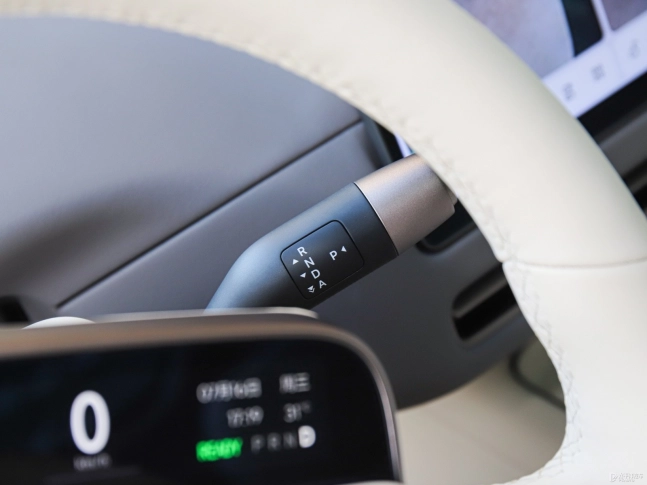 LiXiang i8 2025