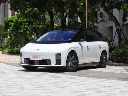 LiXiang i8 i8 Pro 2025